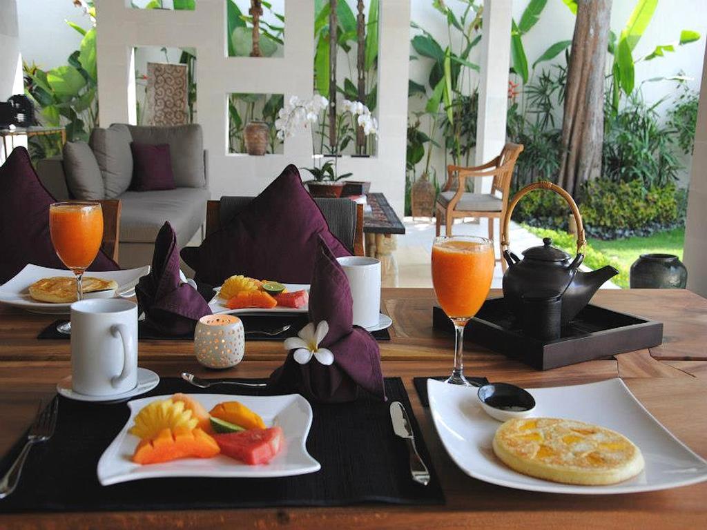 Villa Bali Asri Batubelig Seminyak Oda fotoğraf