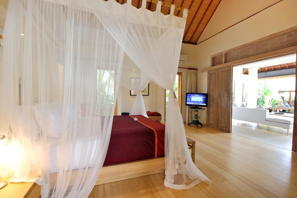Villa Bali Asri Batubelig Seminyak Oda fotoğraf
